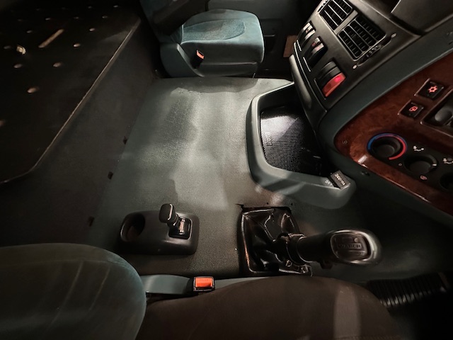 DAF XF95 430 4×2 Tractor Unit Manual