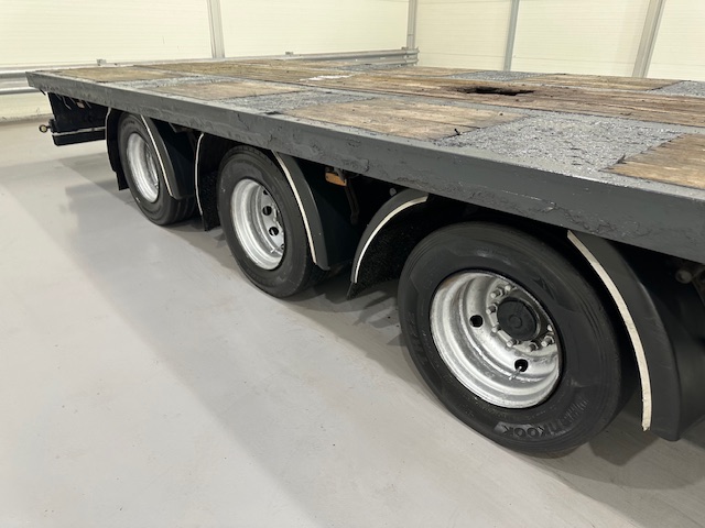 Scania R420 6×2 Rear Lift Brick Grab Drawbar