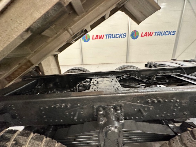 DAF CF 370 8×4 Day Cab Tipper Manual