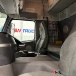 Volvo FM 300 6×2 Sleeper Cab Curtainsider - thumbnail