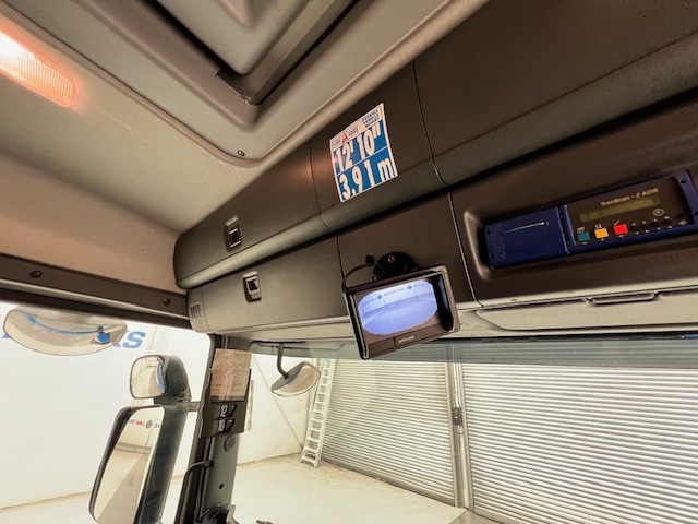 Scania P250 4×2 Sleeper Cab Fridge Box