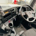 Mercedes Actros 1824 Day Cab Curtainsider - thumbnail