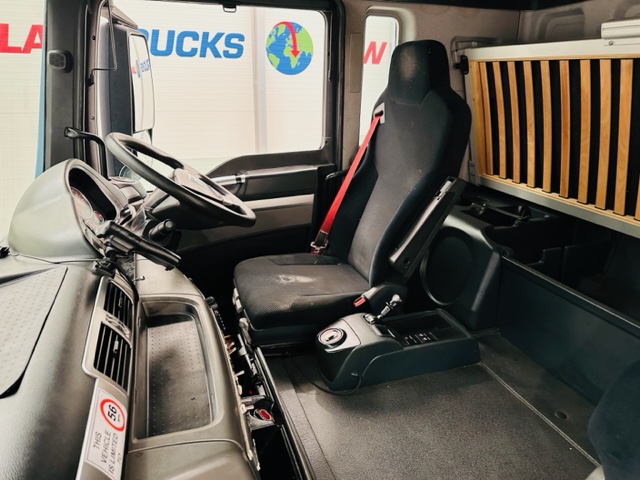 MAN TGS 26.360 6×2 Sleeper Cab Box Van