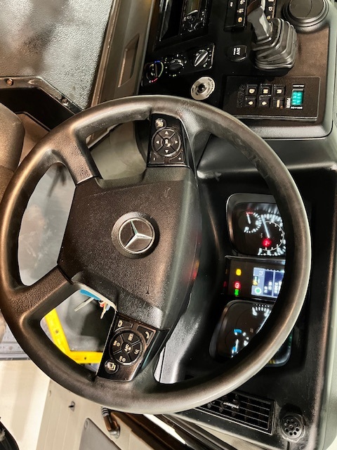 Mercedes Econic 2630 6×2 Refuse Bin Lorry