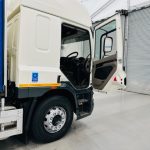 DAF CF75 310 6×2 Rear Lift Sleeper Cab Curtainsider - thumbnail