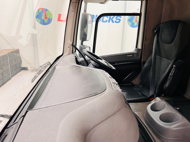 DAF CF 330 6×2 Rear Lift Fridge Box