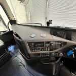 Volvo FH 500 6×2 Midlift Tractor Unit - thumbnail