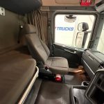 Scania R450 6×2 Rear Lift Highline Tractor Unit PTO - thumbnail