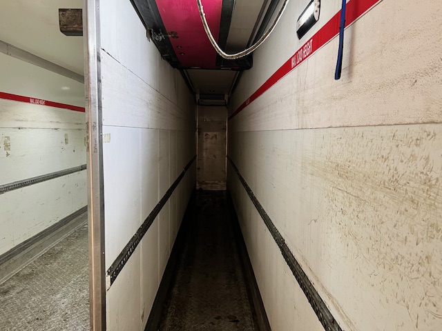 Scania P280 6×2 Rear Lift Day Cab Fridge Box