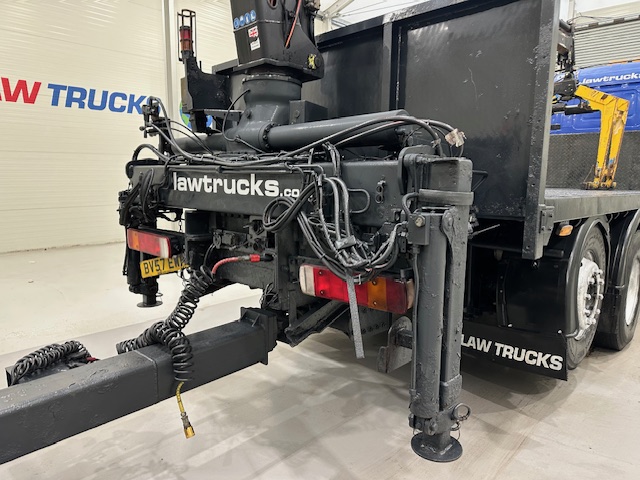 Scania R420 6×2 Rear Lift Brick Grab Drawbar