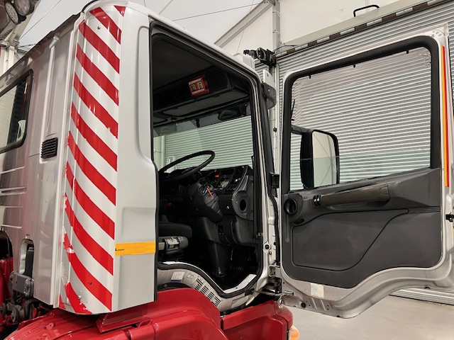 Scania P94 220 4×2 Day Cab Recovery Truck