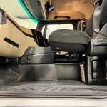 Mercedes Actros 2530 6×2 Sleeper Cab Curtainsider - thumbnail