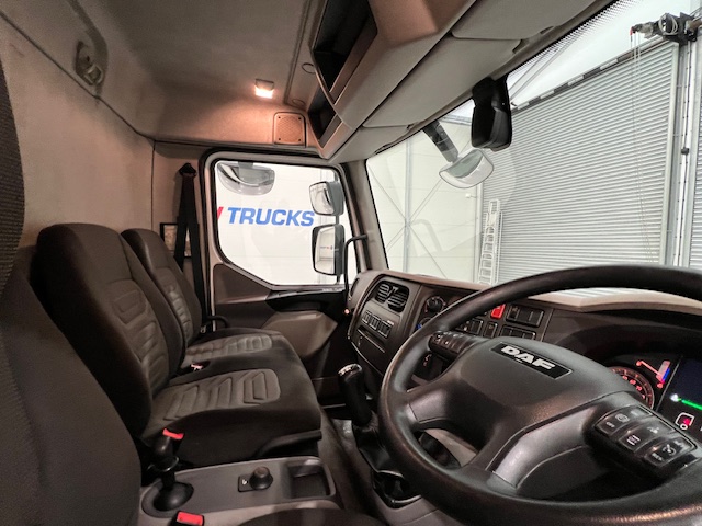 DAF LF 230 Dropside Scaffolding Truck Manual