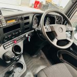 Mercedes Actros 1824 Day Cab Curtainsider - thumbnail