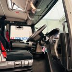 MAN TGM 18.250 Sleeper Cab Curtainsider - thumbnail