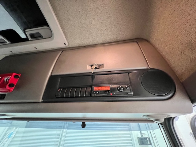 DAF XF105 460 6×2 Space Cab Tractor Unit