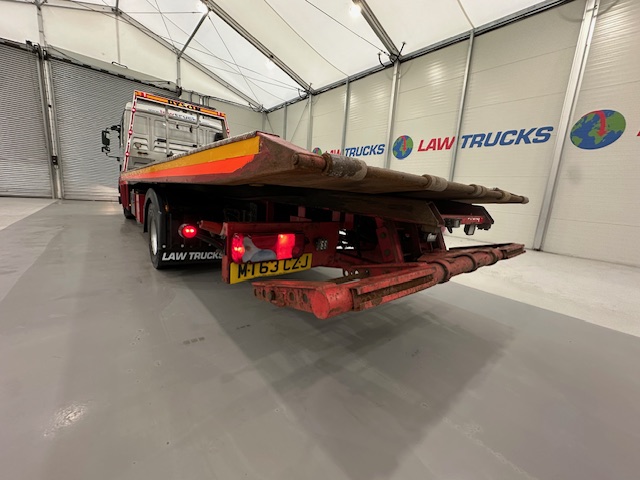 MAN TGL 12.220 Crew Cab Tilt and Slide