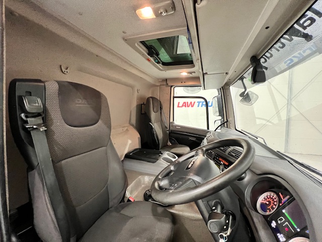 DAF CF 260 4×2 Day Cab Fridge Box