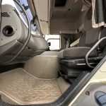 DAF CF 310 Sleeper Cab Curtainsider - thumbnail