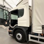 Scania P230 4×2 Sleeper Cab Curtainsider Manual - thumbnail