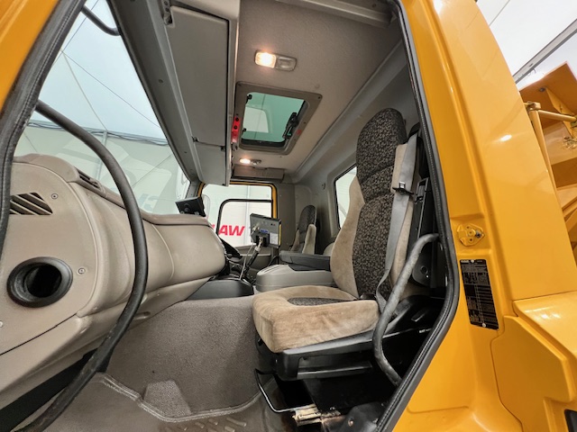 DAF CF75 310 6×4 Day Cab Gritter