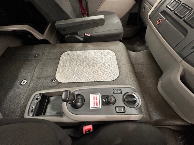 DAF LF 260 4×2 Rest Cab Tractor Unit