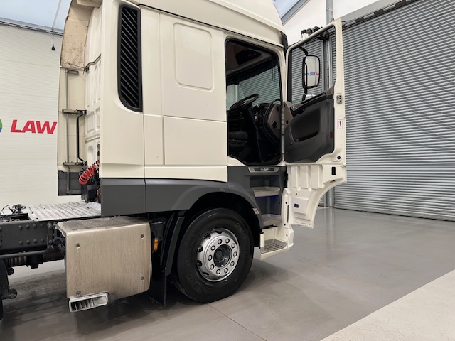 DAF XF 480 6×2 Midlift Tractor Unit