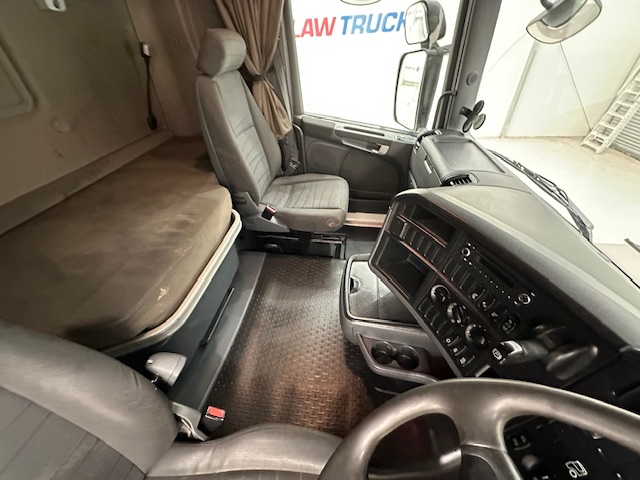 Scania R450 6×2 Midlift Highline Tractor Unit