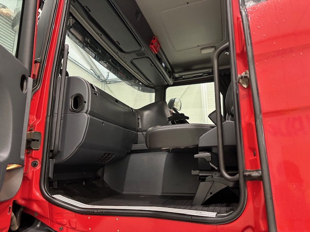 Scania G410 8×4 Sleeper Cab Steel Tipper