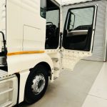 MAN TGX 26.440 6×2 Midlift Tractor Unit - thumbnail