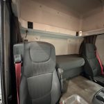 DAF CF 260 Sleeper Cab Curtainsider - thumbnail