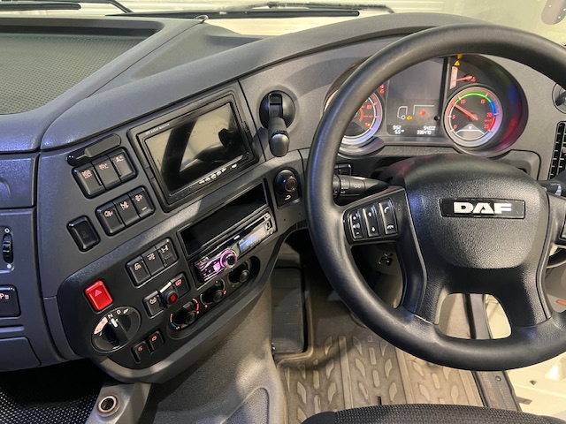 DAF XF 510 6×2 Midlift Tractor Unit