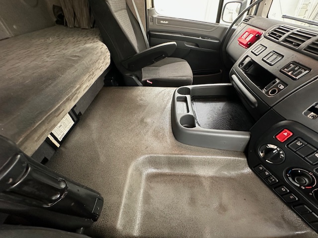 DAF CF 460 6×2 Midlift Tractor Unit