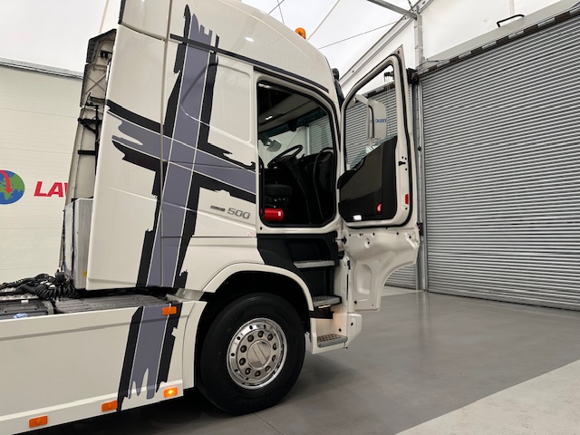 Volvo FH 500 6×2 Midlift Tractor Unit PTO