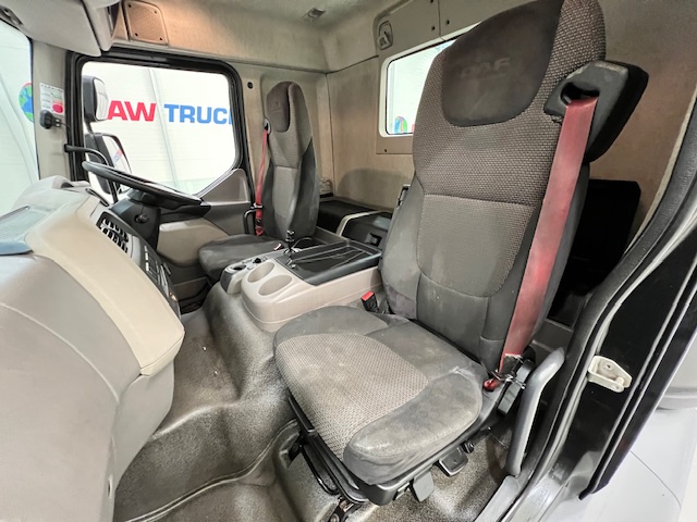 DAF LF 260 4×2 Rest Cab Tractor Unit