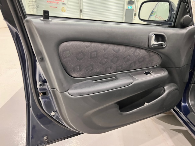 Toyota Corolla 1.4 VVTi GLS 5dr Hatchback