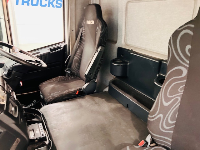 Iveco Stralis 310 AT 6×2 Fridge Box