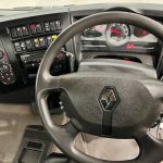 Renault C320 6×2 Day Cab Dropside with Crane - thumbnail