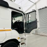 Mercedes 2543 6×2 10 Tyre Rear Lift Sleeper Cab Box Van - thumbnail