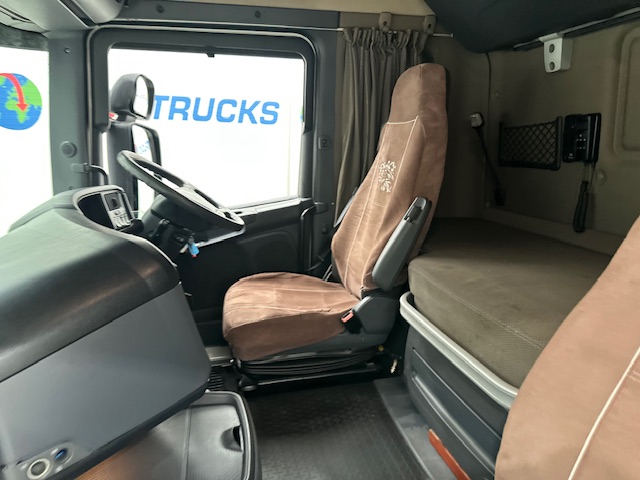 Scania R450 6×2 Rear Lift Highline Tractor Unit PTO