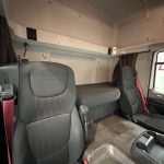 DAF CF 260 Sleeper Cab Curtainsider - thumbnail