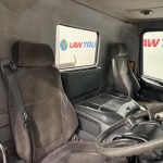 Scania 114 340 6×2 Rear Lift Day Cab Beavertail - thumbnail