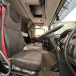 DAF CF 370 6×2 Sleeper Cab Fridge Box - thumbnail
