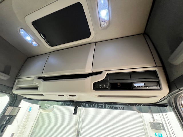 Scania S450 6×2 Midlift Highline Tractor Unit
