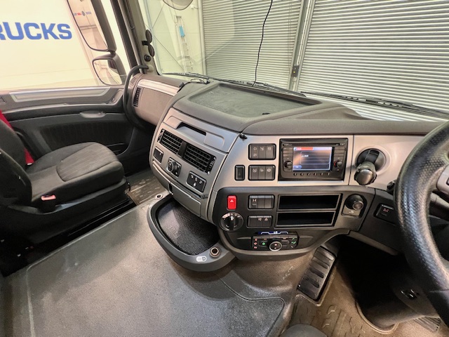 DAF XF 480 6×2 Midlift Tractor Unit