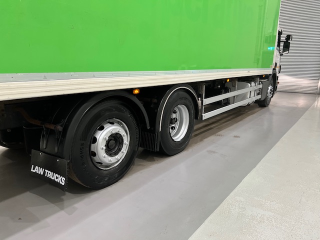Scania P280 6×2 Rear Lift Day Cab Fridge Box