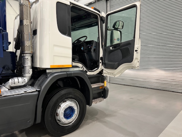 Scania  P370 8×4 Day Cab Tipper
