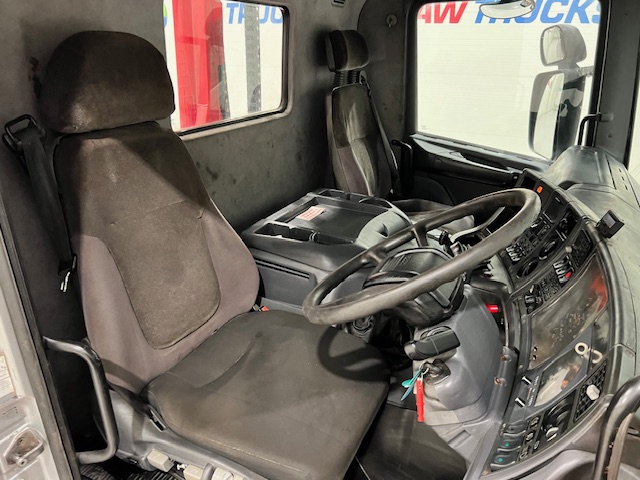 Scania P94 220 4×2 Day Cab Recovery Truck