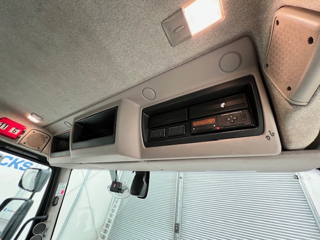 DAF LF 260 4×2 Rest Cab Tractor Unit