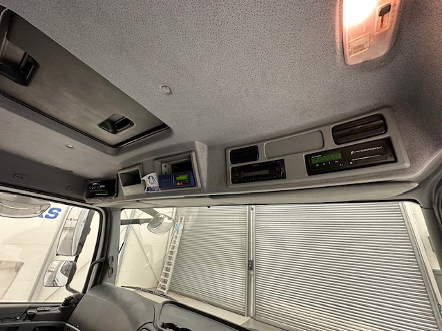Mercedes Axor 1824 Day Cab Box Van